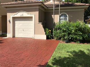 2230 NE 37th Ter, Homestead, FL 33033