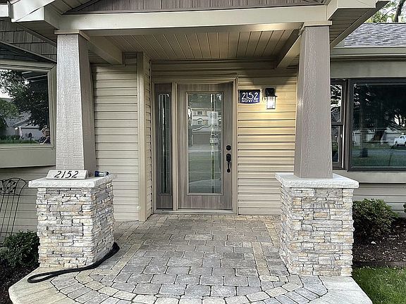 New front porch & door