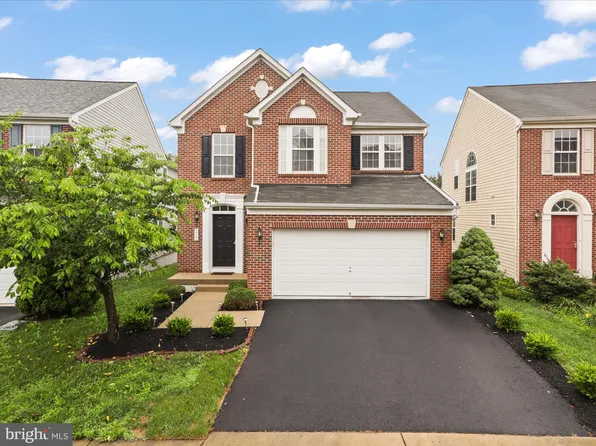 3903 Beeker Mill Pl, Chantilly, VA 20151