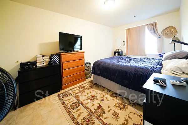 Rented by Sterling Realty Solution Inc | media 16