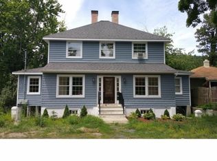 9 Shore Dr, Greenwood Lake, NY 10925
