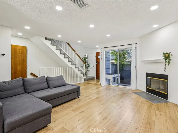 26127 Frampton Ave APT E, Harbor City, CA 90710