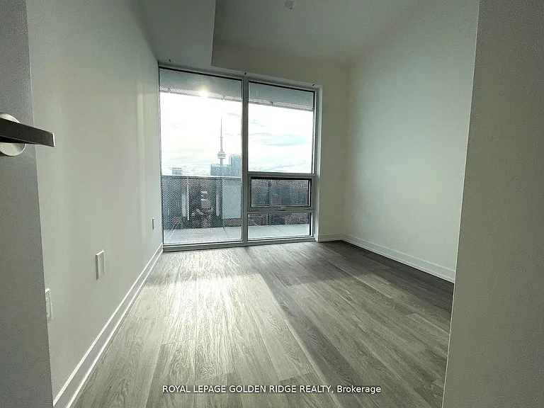 55 Cooper St #6812 — Photo 11