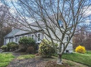 47 Locust St, Berkley, MA 02779