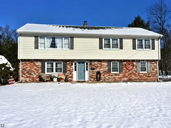 47 Herold Dr, Glen Rock Boro, NJ 07452