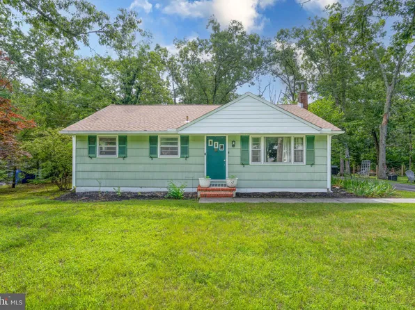 15 E Forest Dr, Millville, NJ 08332