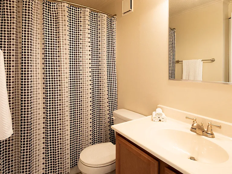 Saddlewood Apartments & Townhomes — Photo 19