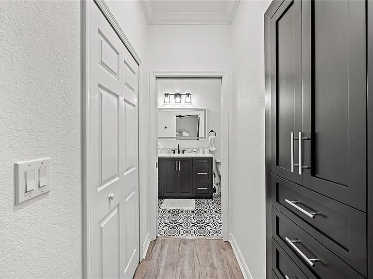 18114 Gawthrop Dr #402 — Photo 10