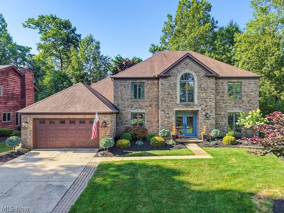1st image of 17553 Deer Ridge Cir