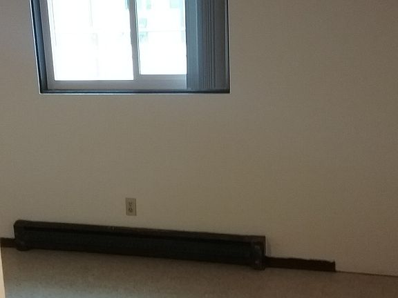 3rd image of 825-827 N Grand Ave #8251