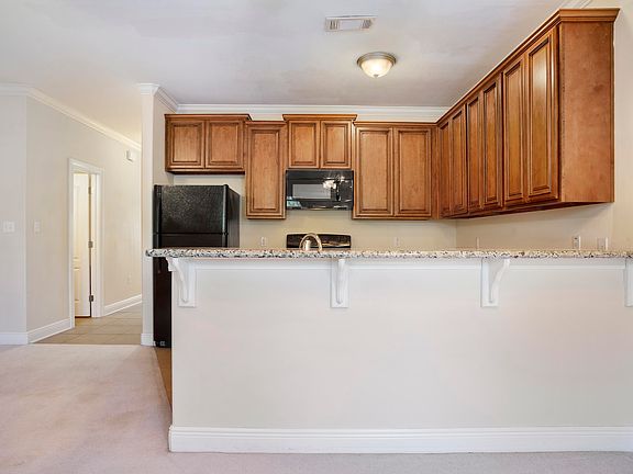 4th image of 3462 Riverbend Cv