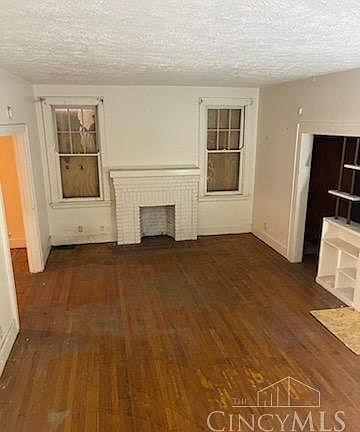 5th image of 1049 Fairbanks Ave