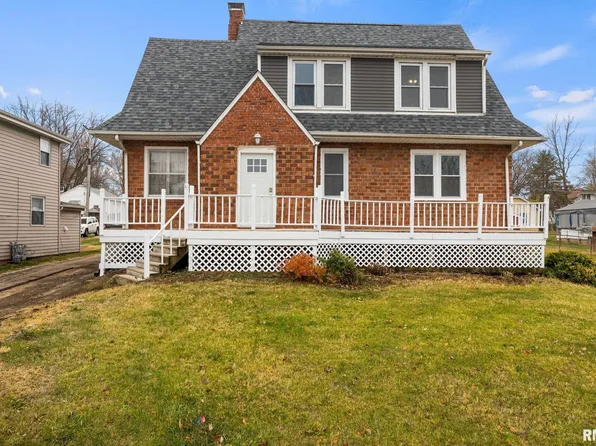 428 Roberts St, Creve Coeur, IL 61610