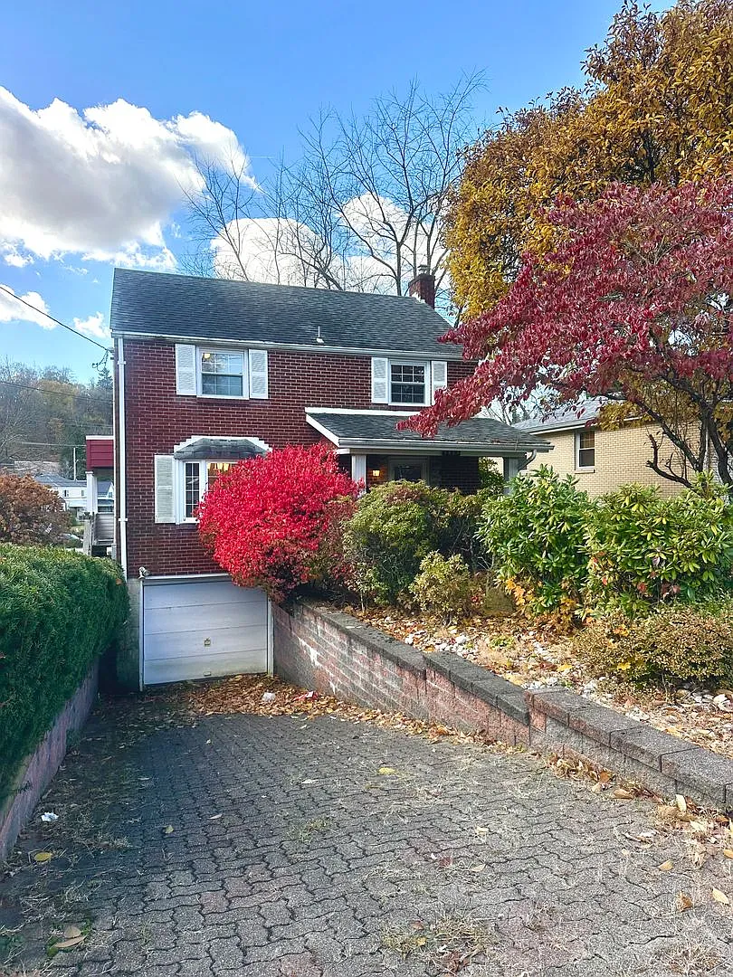 1454 Stanley Dr photo 1