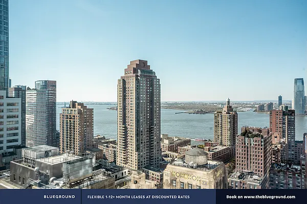 Rented by The Blueground | media 117