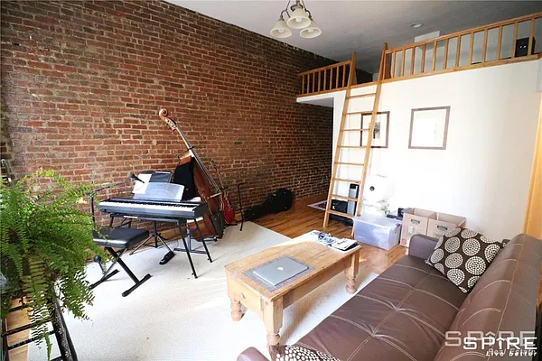 Rented by Spire Group | media 9