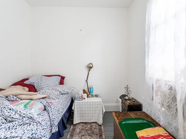 31 Crescent Avenue image 20 of 42