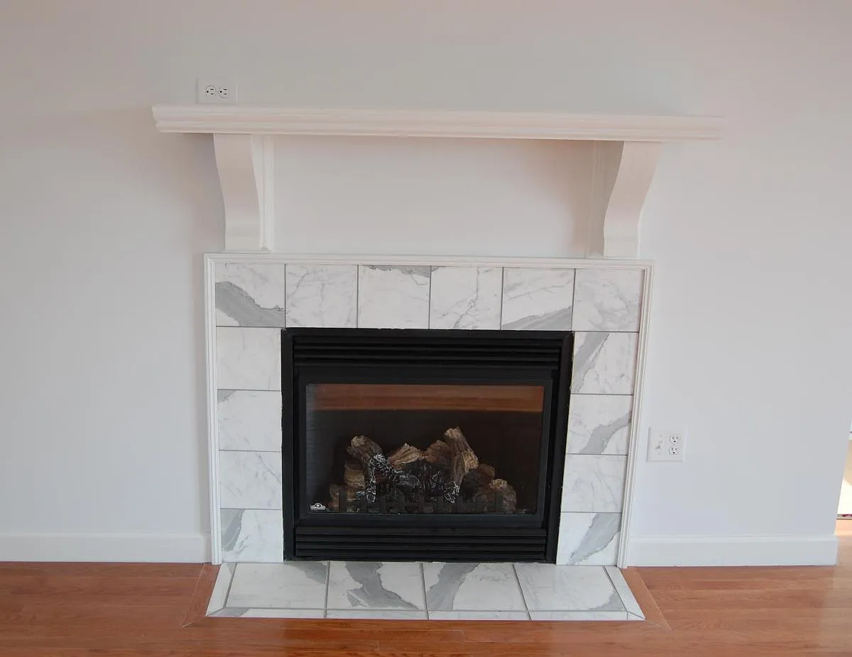 487 Elmwood Avenue — Photo 2