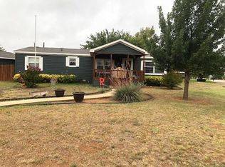 809 N Elizabeth Ave, Rotan, TX 79546