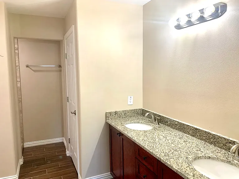 311 Milton St #3 — Photo 16