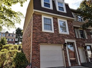 270 Quail Run Rd, Venetia, PA 15367