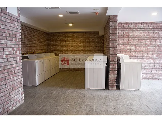 Rented by Aclawrence | media 81