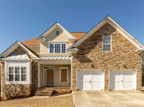 16 English Turn NW, Cartersville, GA 30120