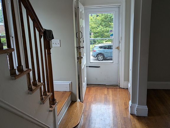 2nd image of 12 Swarthmore Rd