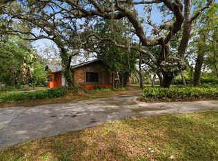 9885 Lakeview Dr, New Port Richey, FL 34654