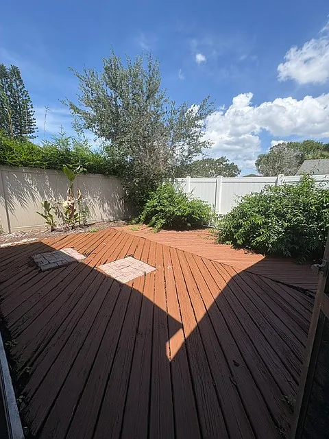 3 bed, 2.5 bath, 2084 sqft, $2,650 — Photo 3