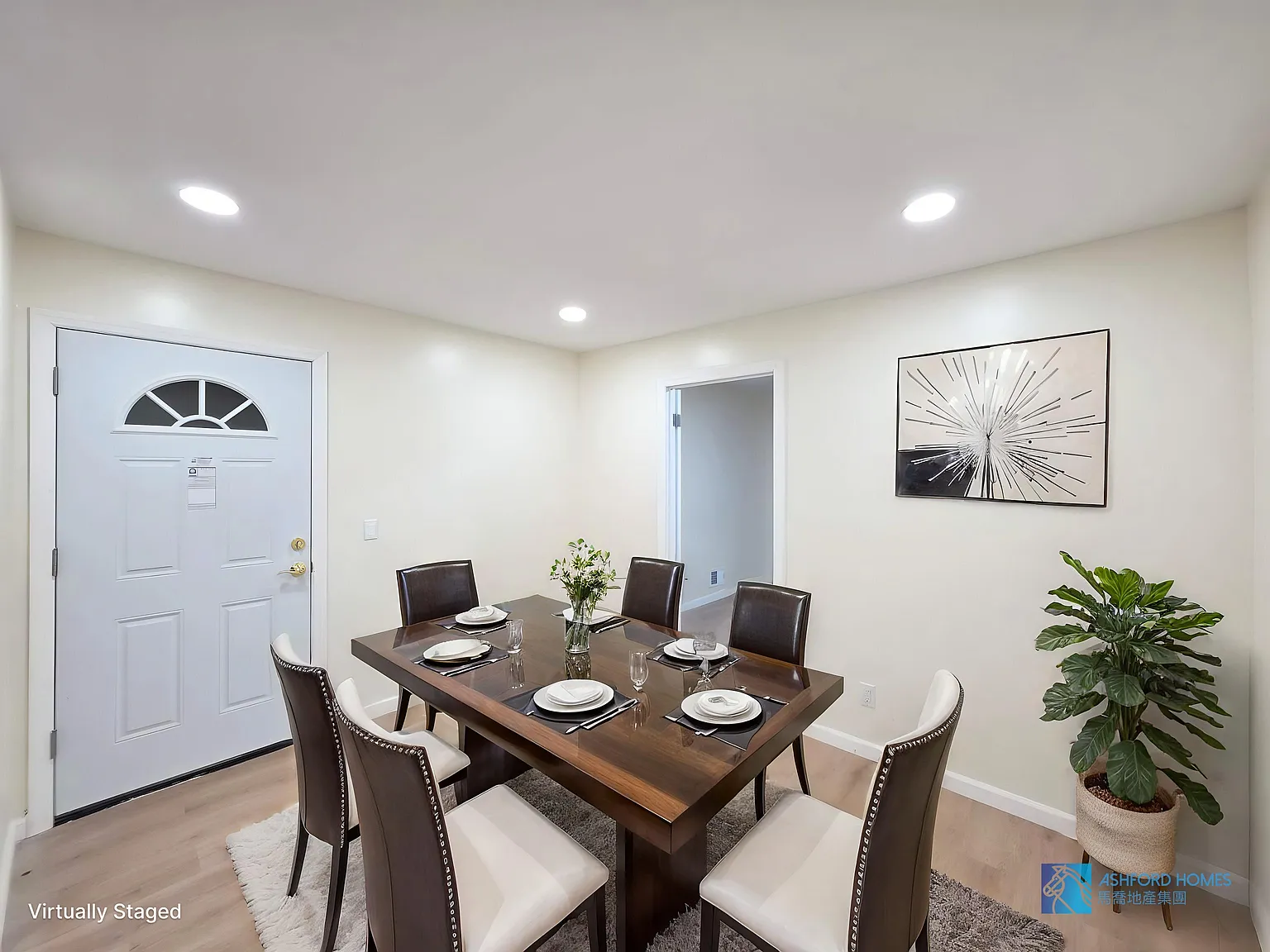 2 bed, 700 sqft, $2,500 — Photo 3