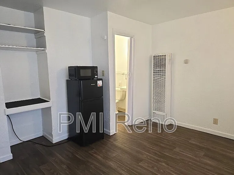 140 Victorian Ave #6 — Photo 7