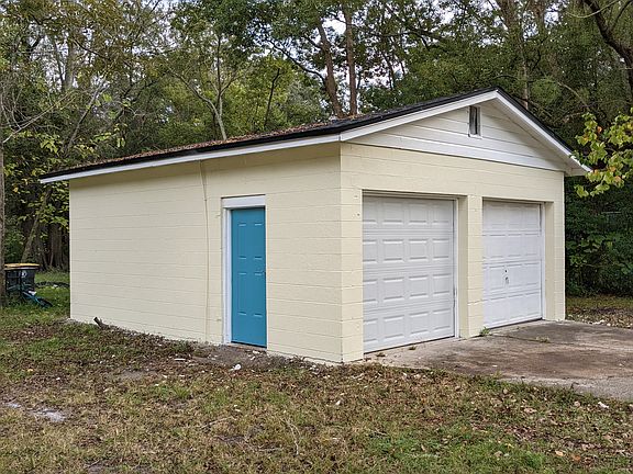 3rd image of 3090 W 18th St