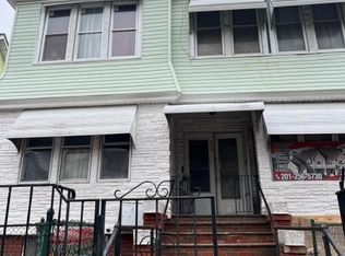 239 Renner Ave, Newark, NJ 07112