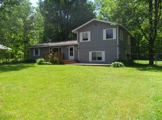 7531 Hillsdale Dr, Hale, MI 48739