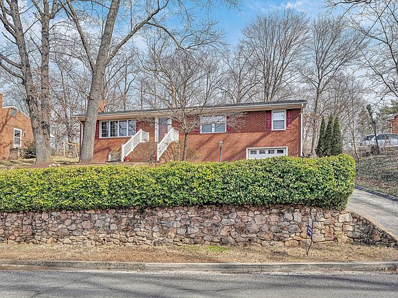 2nd image of 3552 Forester Rd