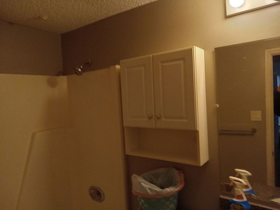 1st image of 10140 Waterstone Dr