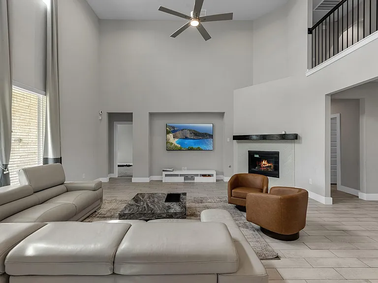 1569 Sunrise Gables Dr — Photo 8