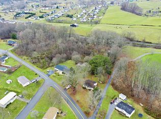 503 Berry Ridge Rd, Jonesborough, TN 37659