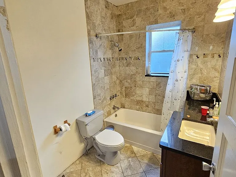 1307 Jacob St — Photo 14