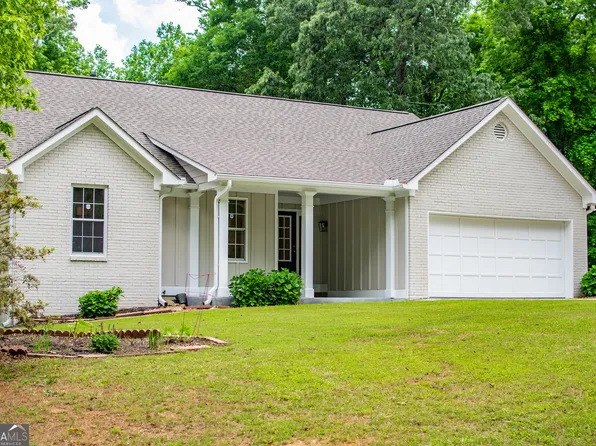 9691 Squirrel Wood Run, Douglasville, GA 30135