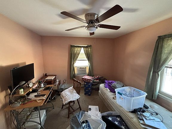 4th image of 844 McKinstry Ave