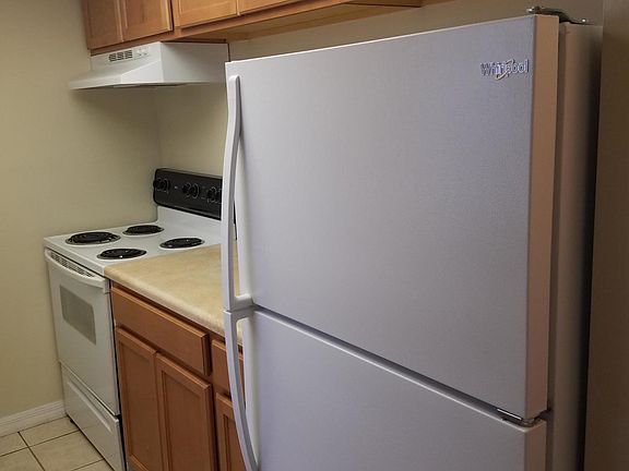 3rd image of 1611 SE 25th St #0