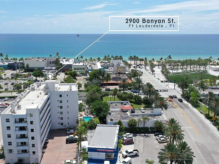 2900 Banyan St #408 — Photo 3