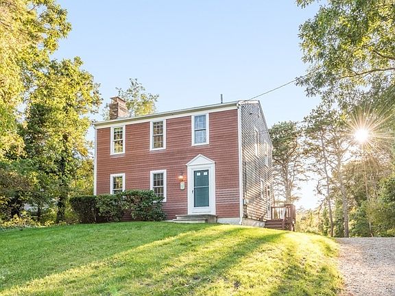 2nd image of 105 Perch Pond Rd