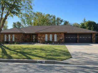 1307 E Pinion Rd, Derby, KS 67037
