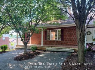 365 Tall Oak Blvd, Christiansburg, VA 24073