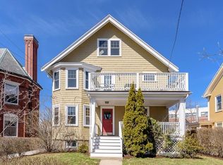 31 Davis Ave #2, Brookline, MA 02445
