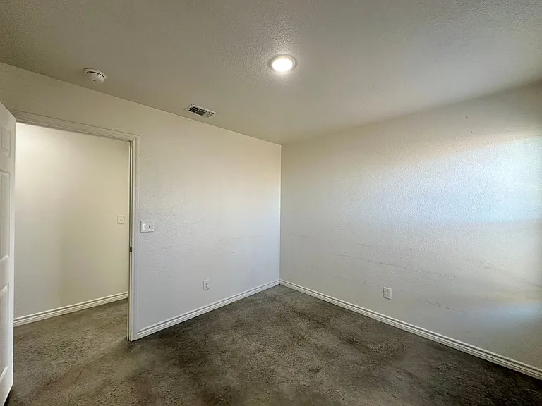 5814 Harriet Tubman Ave — Photo 17