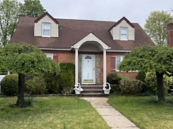345 Hendrickson Ave, Valley Stream, NY 11580